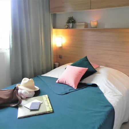 Les 3 Rivieres 3* Creully sur Seulles